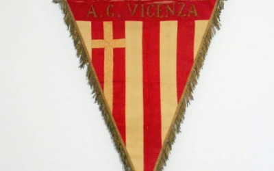 Memorabilia: il gagliardetto del Vicenza