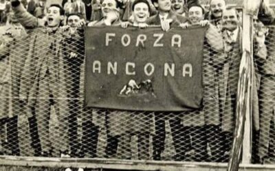 Con la maglia dell’Ancona. Non solo in A